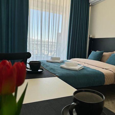Brothers Apartments With Terrace In Old Tbilisi Luaran gambar