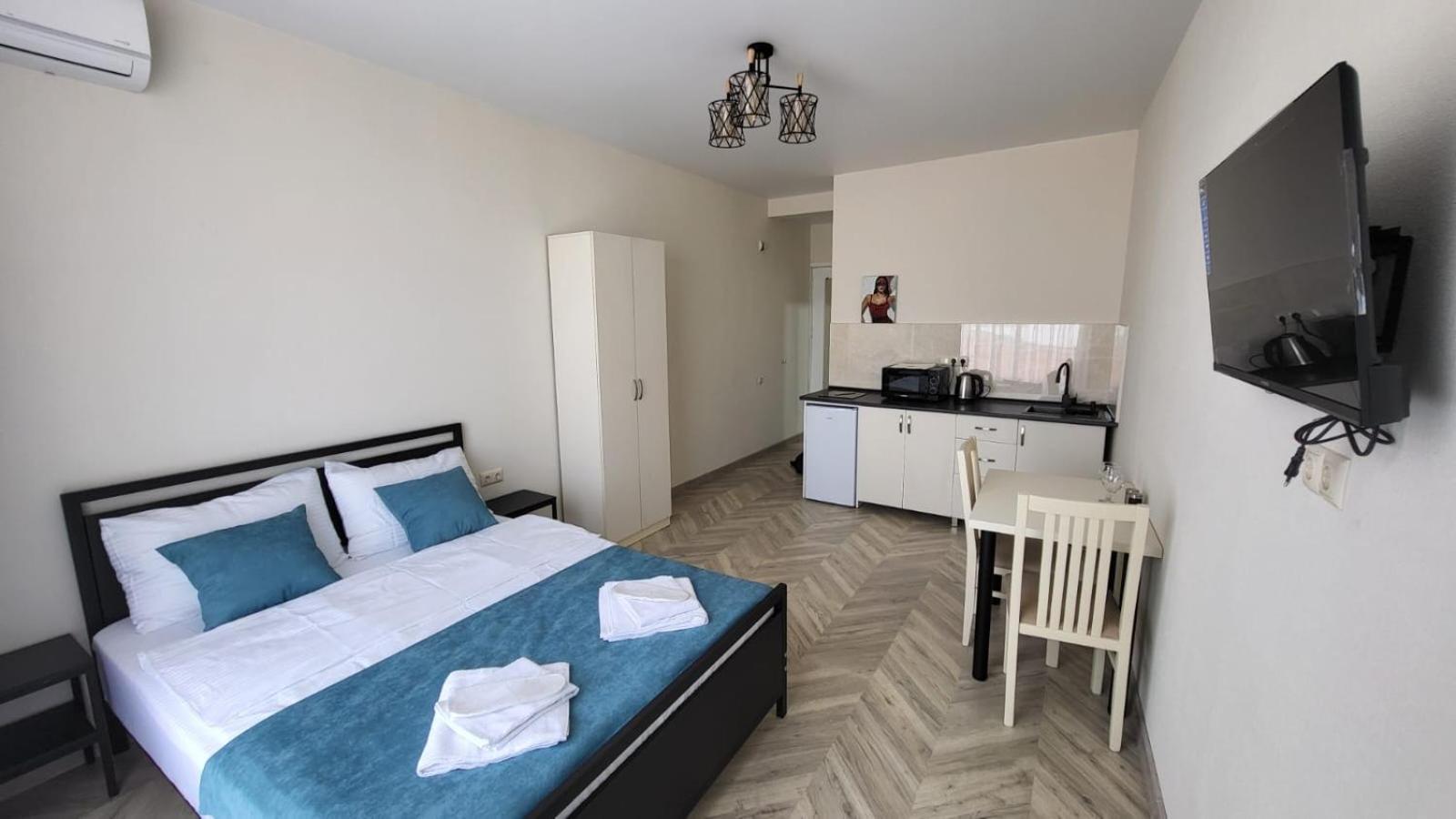 Brothers Apartments With Terrace In Old Tbilisi Luaran gambar