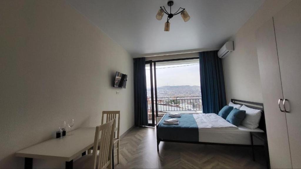 Brothers Apartments With Terrace In Old Tbilisi Luaran gambar