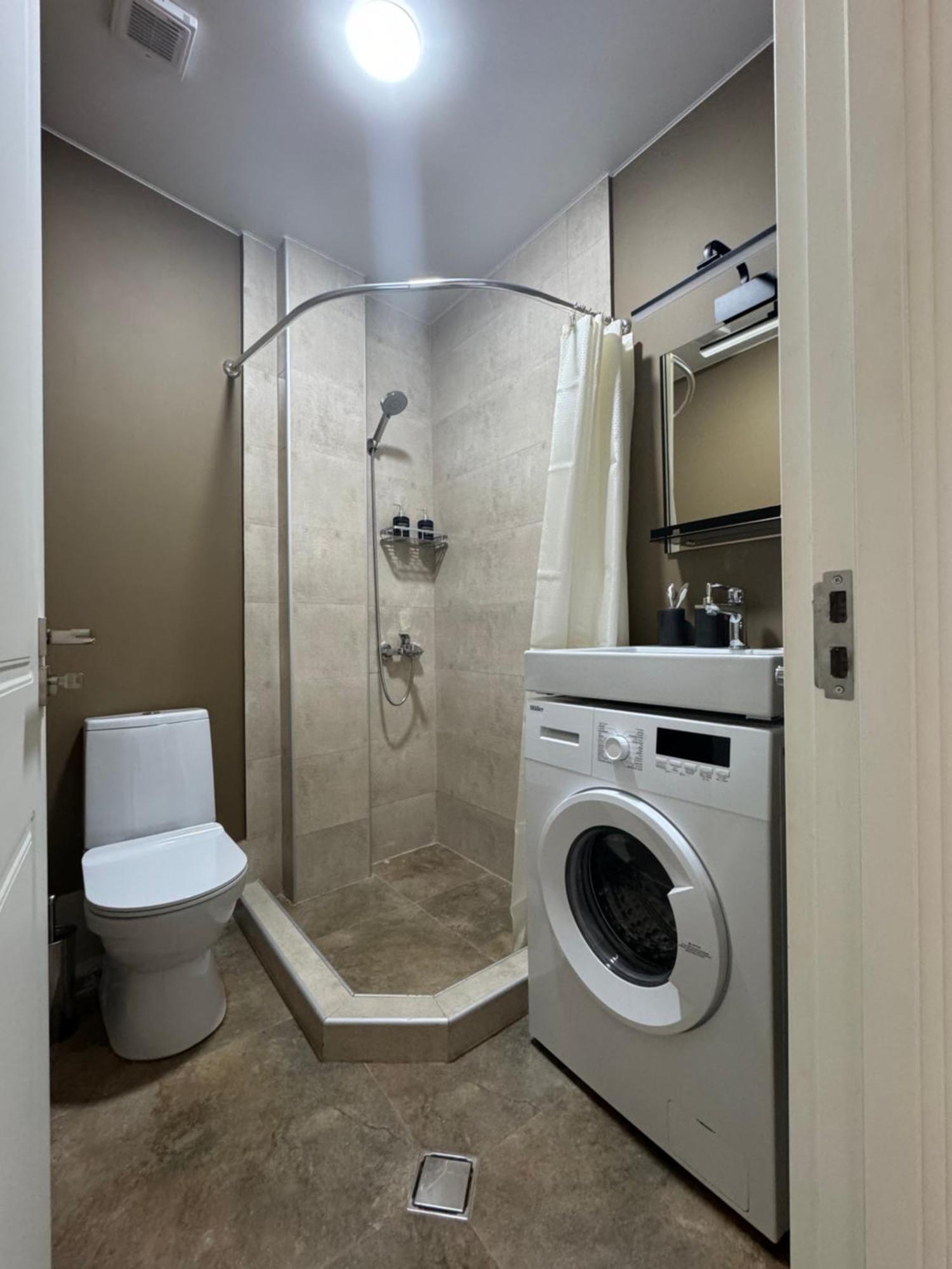 Brothers Apartments With Terrace In Old Tbilisi Luaran gambar
